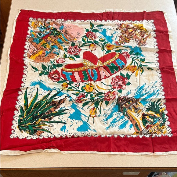 Tijuana Mexico-Themed Vintage Scarf Made in Japan 1940s - 1960s. - Picture 4 of 16